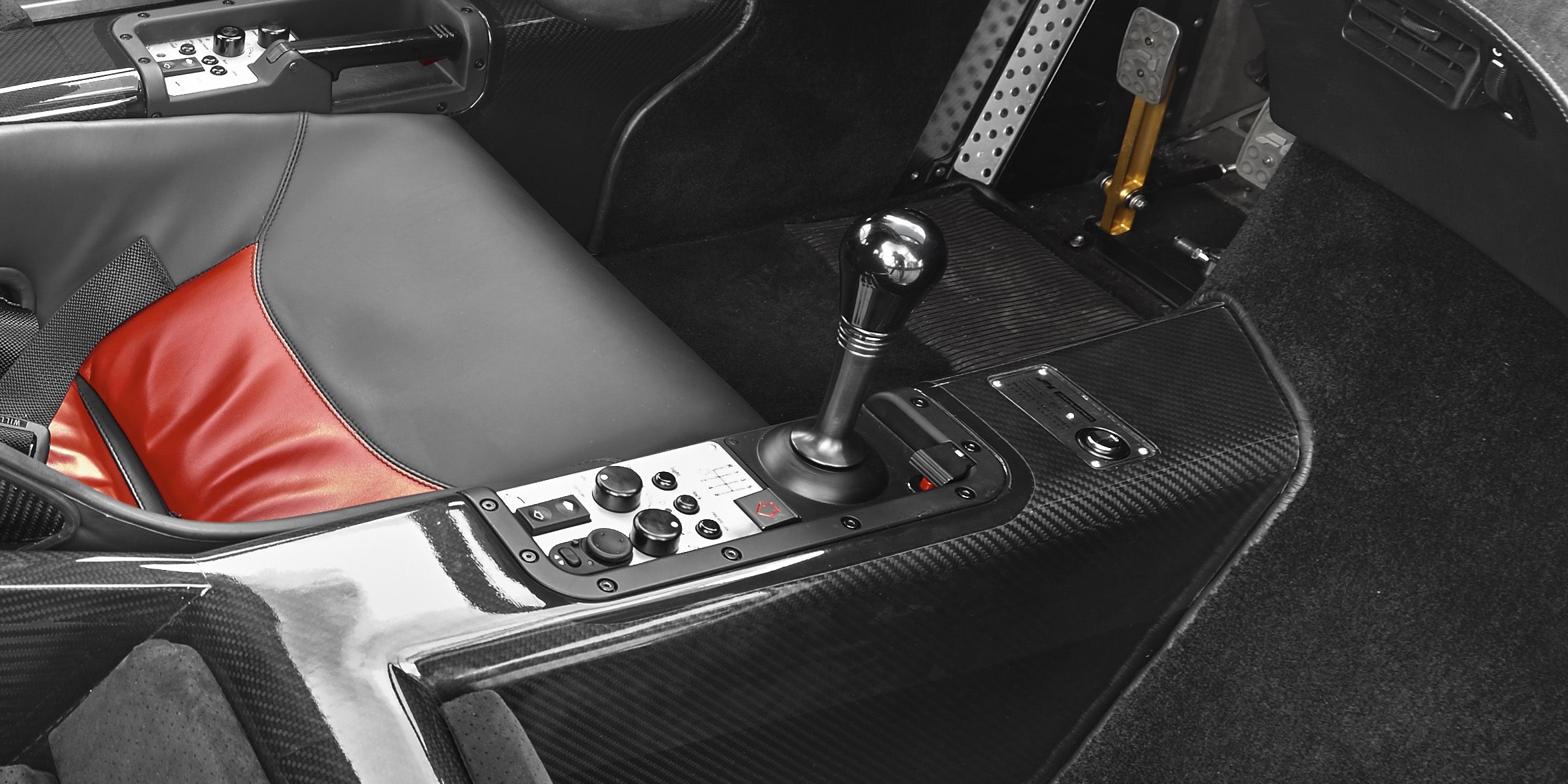 Even the McLaren F1's Gearbox Has an Amazing Story