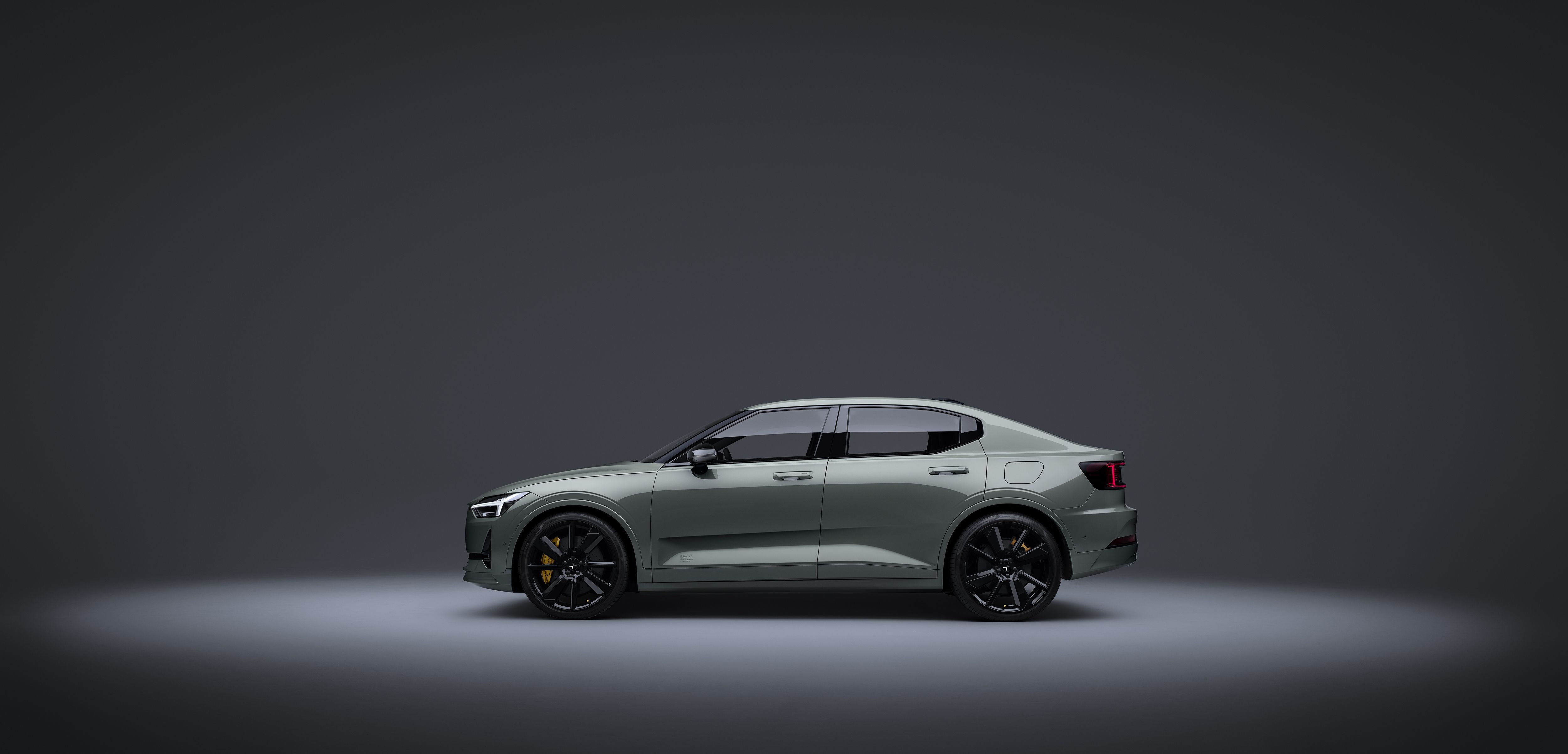 Cheapest, Least-Powerful 2024 Polestar 2 Model Is the One You Want