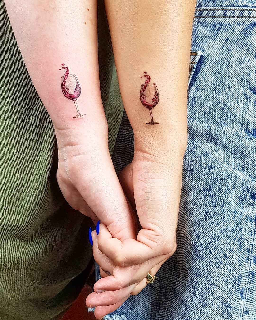 25 Best Friend Matching Tattoos to Increase iIntimacy With Your BFF
