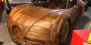 Bugatti Veyron madera