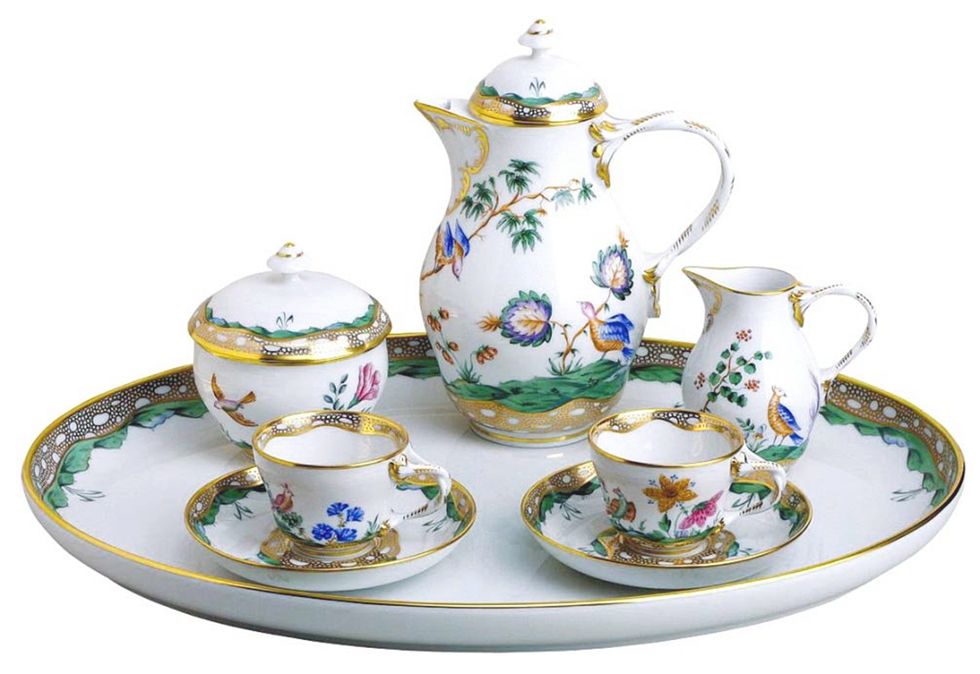 伊莉莎白皇后最愛用的餐具品牌—歐洲餐瓷花樂雅堂首度引進「奧地利皇瓷奧格騰、世界首富水晶杯」