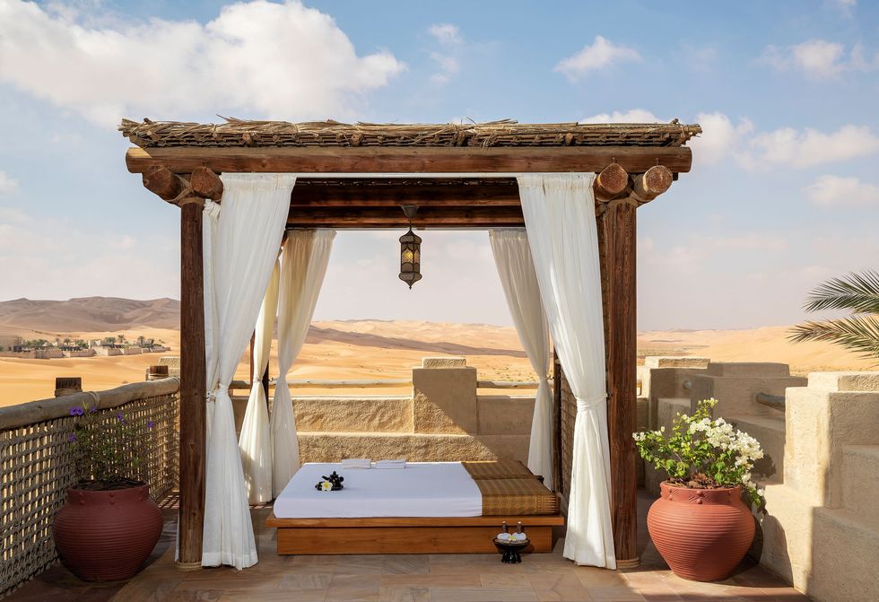 被沙漠包圍的綠洲飯店！「安納塔拉沙漠度假酒店」奢華別墅坐擁一望無際的沙丘美景