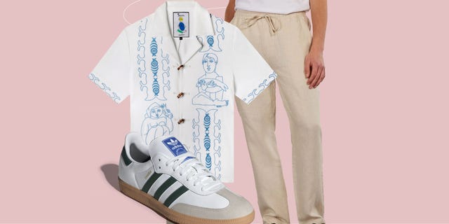 a person wearing a pair of pants