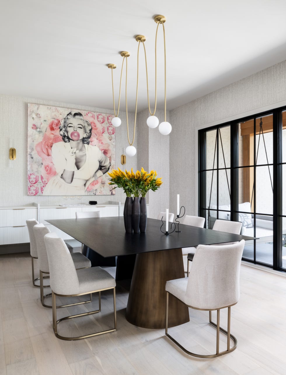 casa nueva pensada para crecer en familia con materiales duraderos y un interiorismo elegante y funcional