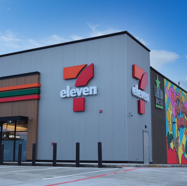 7 eleven dallas texas offered on airbnb