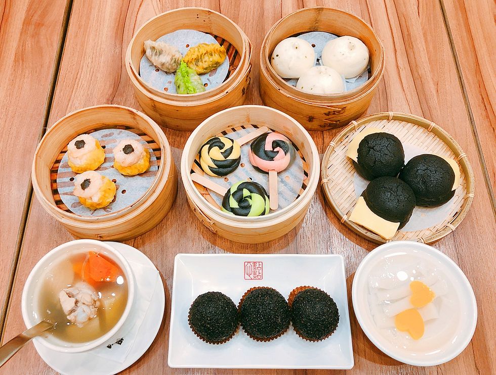 港點人氣名店「點點心」x台灣第一美食部落客「4Foodie」，推出造型聯名餐點，9/30正式開賣