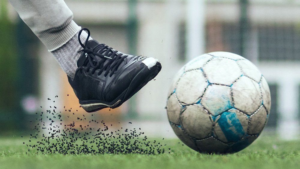 Verzadigen verdiepen Knop Did Artificial Turf Give More Than 200 Soccer Players Cancer? | Men's Health