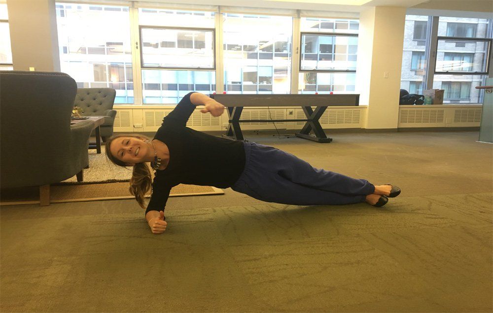Mooie jurk Ontembare Afspraak I Took Plank Breaks At Work For Two Weeks— Here's What Happened | Men's  Health