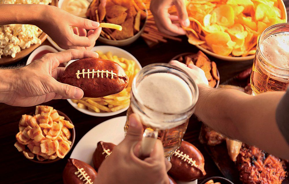 How to Avoid Calorie Bombs At Your Super Bowl Party