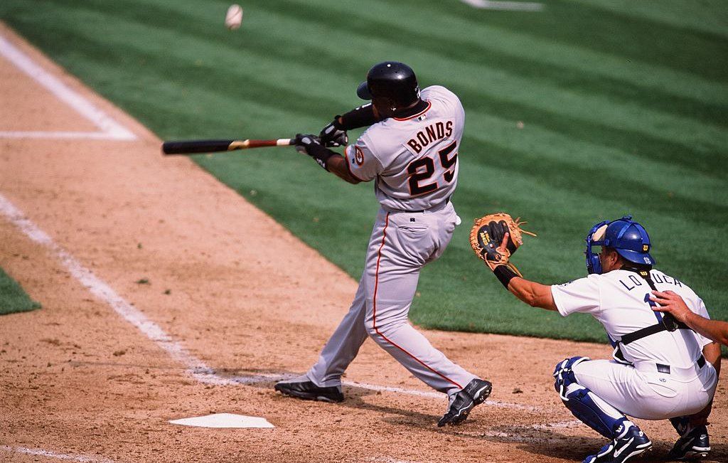 Home run king Barry Bonds has his No. 25 retired by Giants