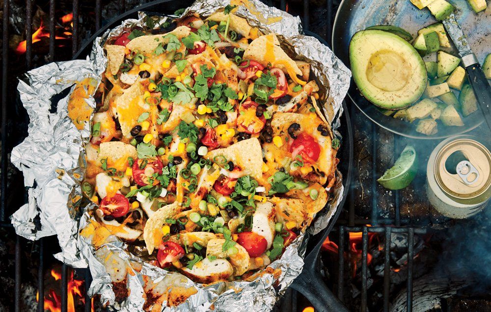 Made some camp stove steak nachos the other night. Picked up this little  lodge at the local jockey lot and it's been my all around kitchen and  camping/travel pan ever since. Learned