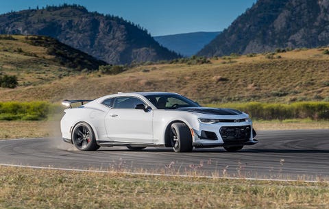 First Drive and Review: 2018 Chevrolet Camaro ZL1 1LE | Men’s Health