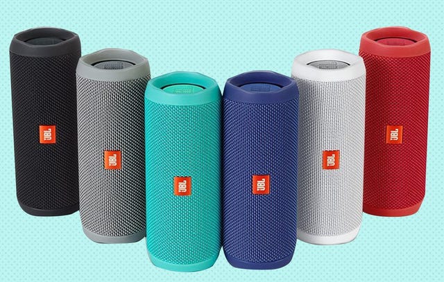 JBL Charge 4 review: The outdoor party speaker besides the pool