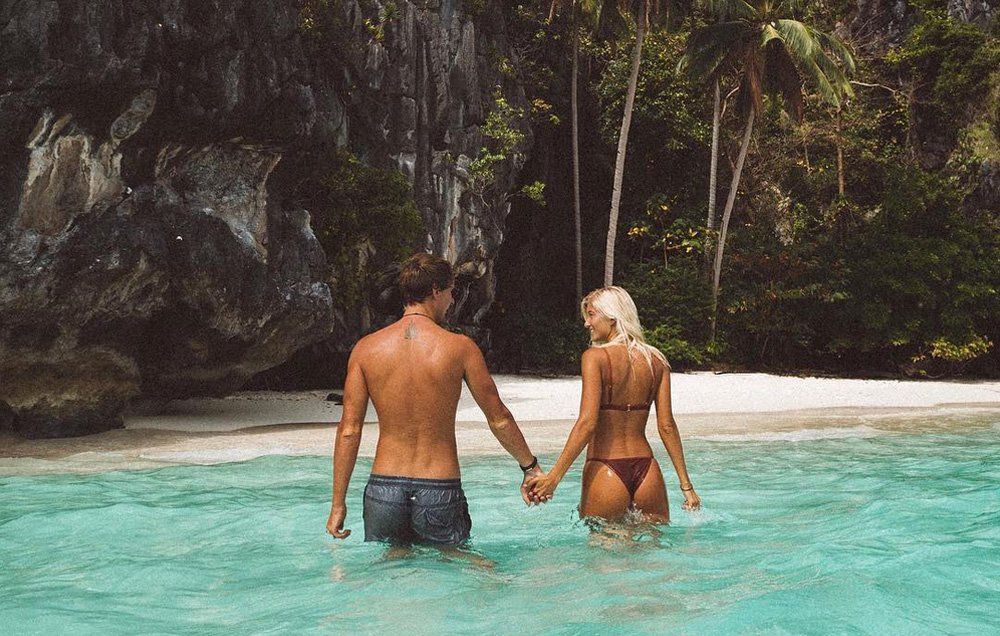 hot instagram travel couple