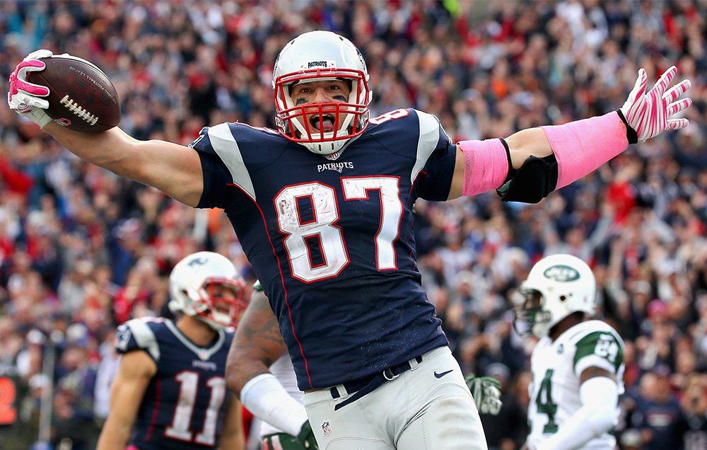 Gronk is wearing a Patriots shirt again, but for a good cause