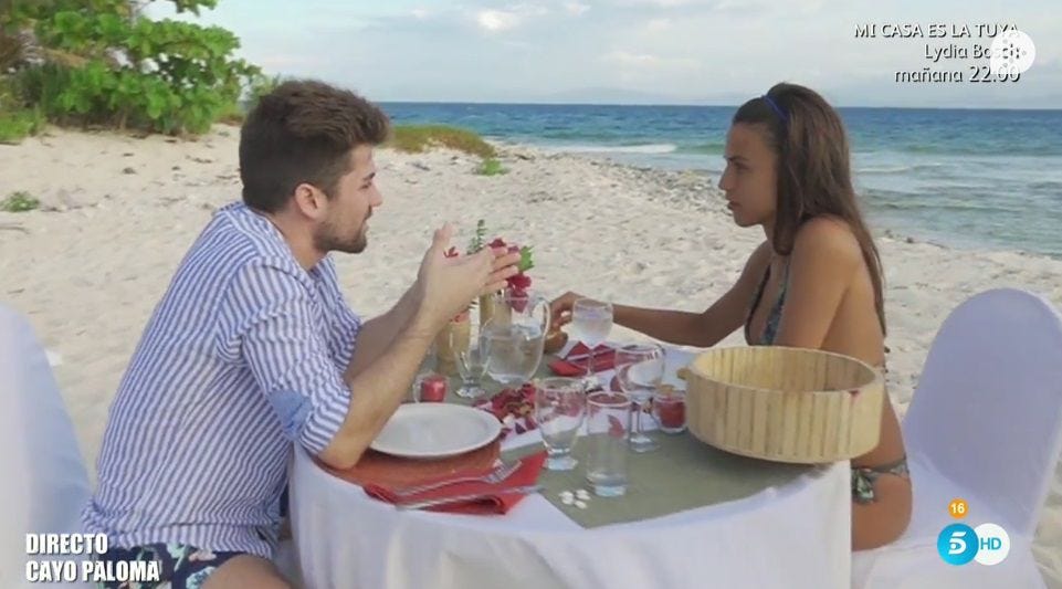 Vacation, Summer, Fun, Event, Honeymoon, Leisure, Tourism, Meal, Eating, Sitting, 