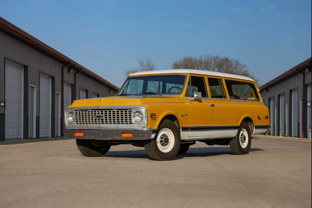 1972 chevy suburban