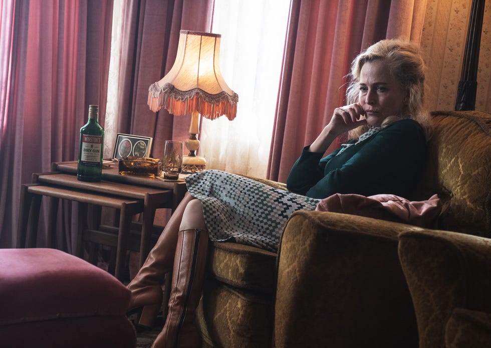 pictured: gina lavery (gillian anderson)