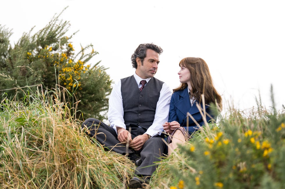 pictured: michael agnew (tom cullen) and cushla lavery (lola petticrew)