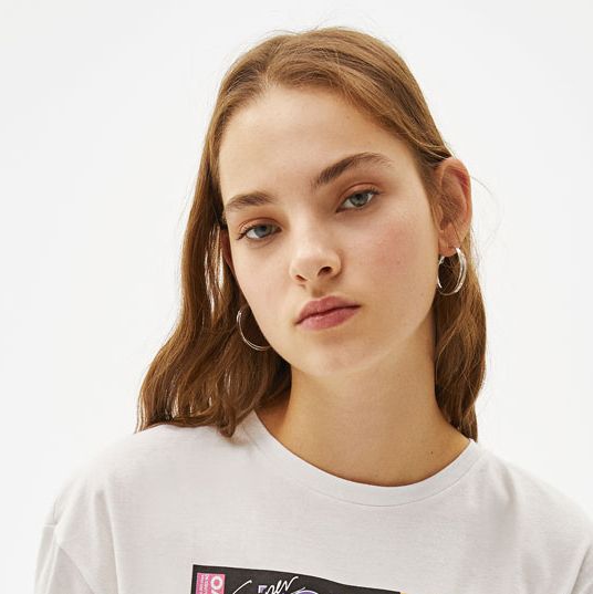 Bershka lanza la más 'remember' de tu adolescencia- La camiseta Pop de Bershka