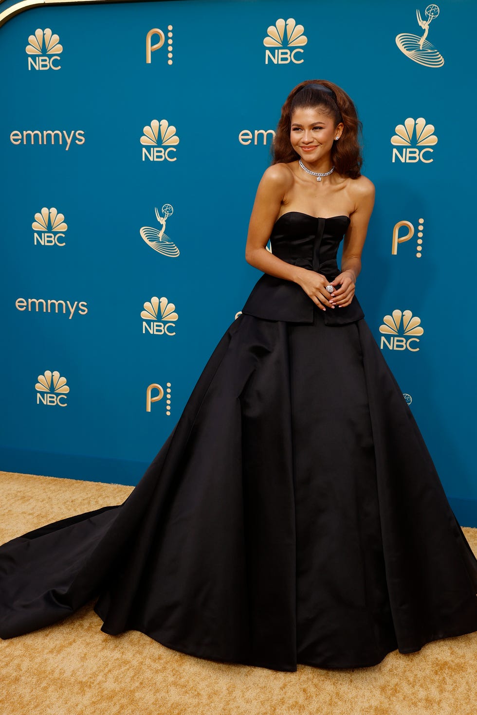 Emmys 2022: todos los looks de la alfombra roja