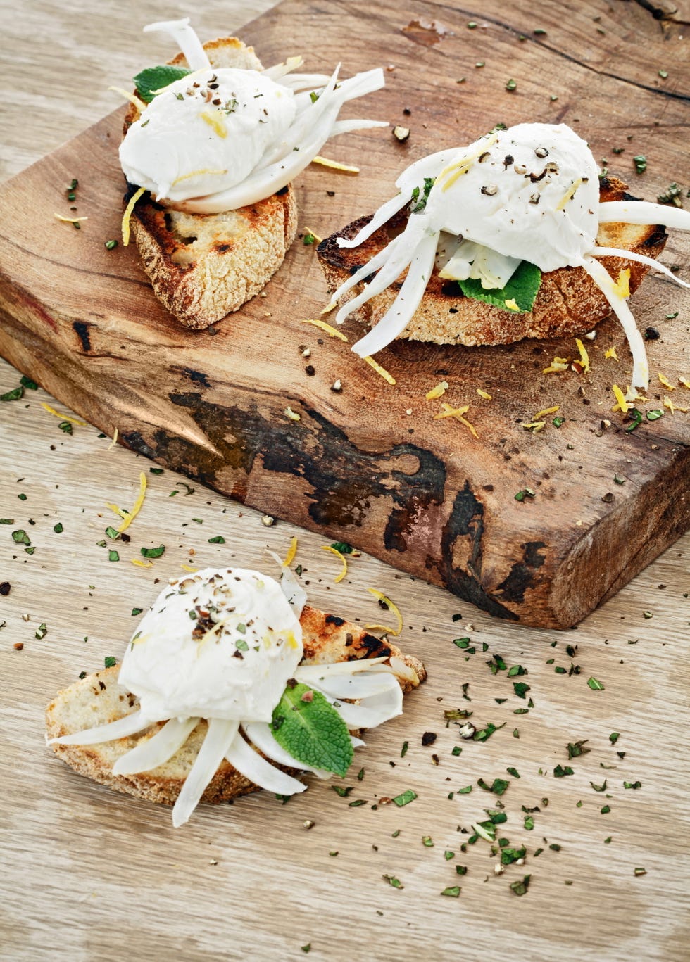 tapa de mozzarella con hinojo