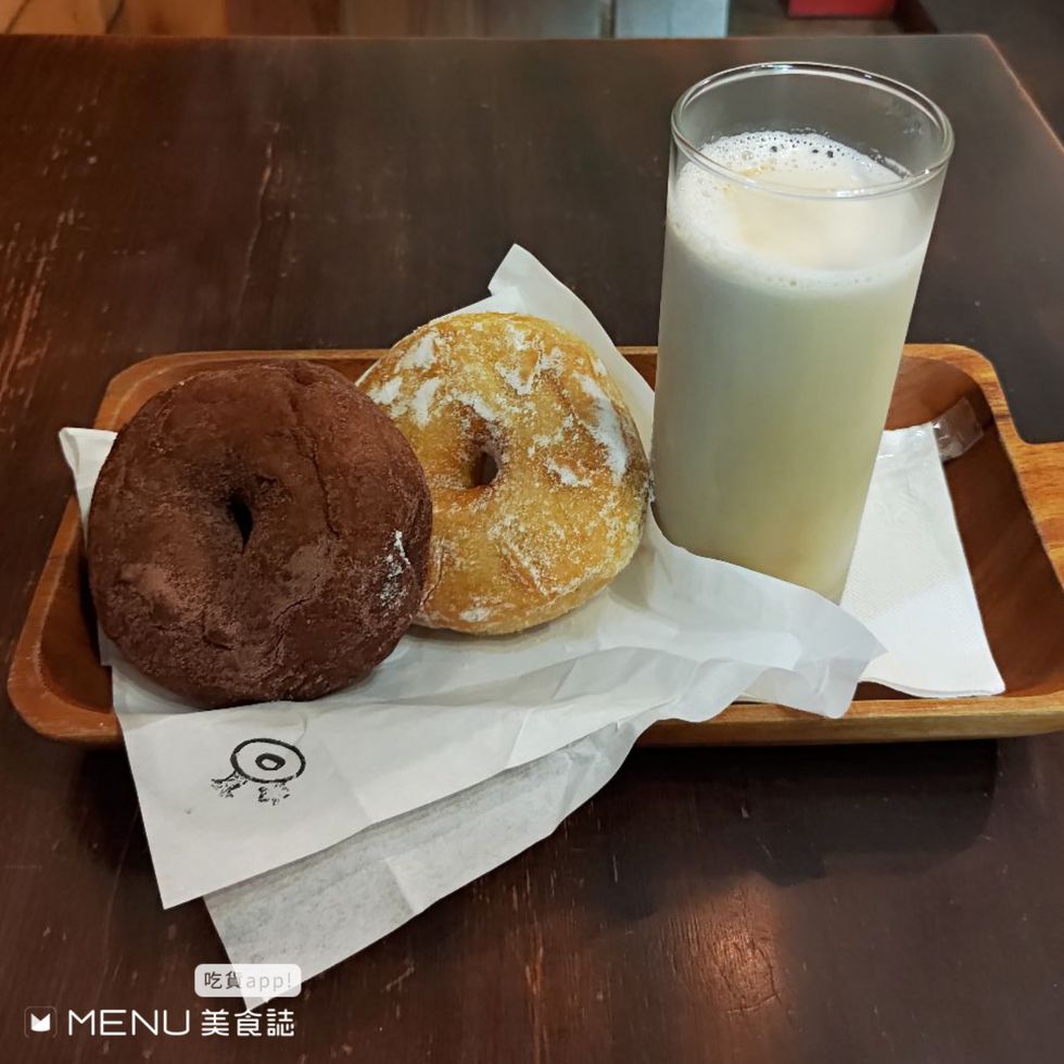 haritts donuts  coffee 甜甜圈咖啡