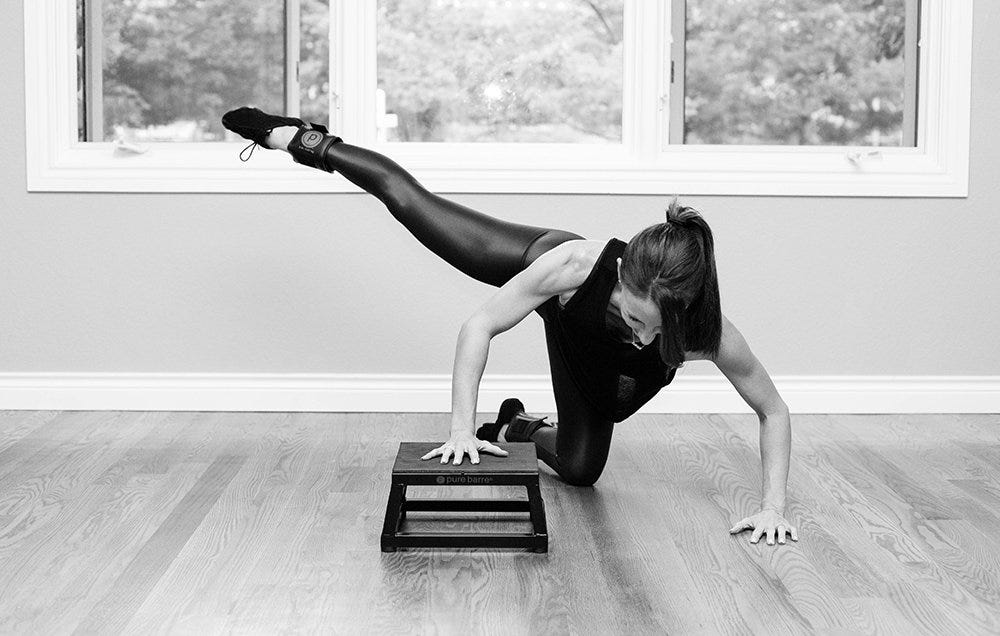 This Barre Routine Is A Cardio And Strength Workout All Rolled Into One ...