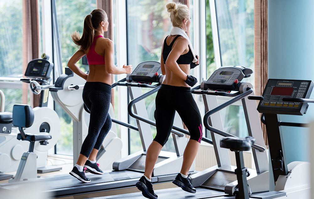 The RIGHT Way to Burn More Calories on the Treadmill