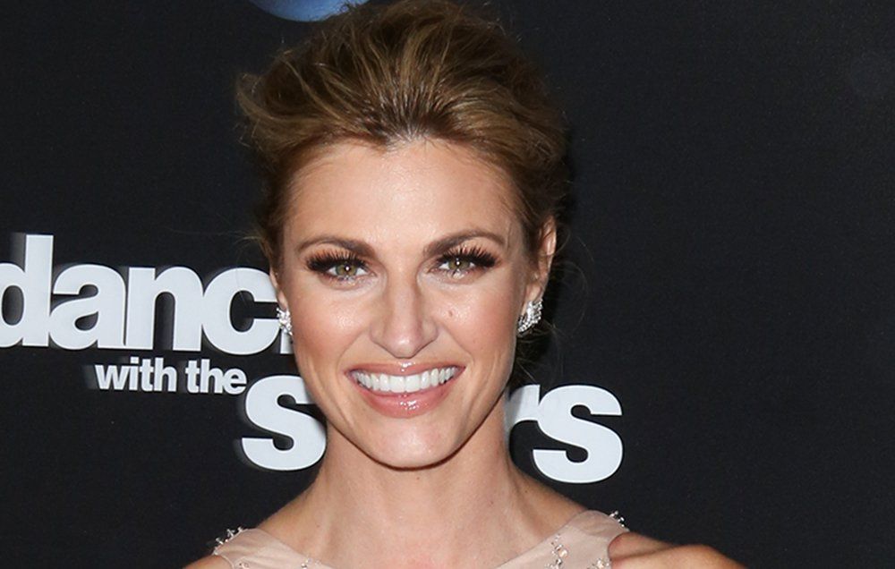 Erin Andrews reveals she had surgery for cervical cancer