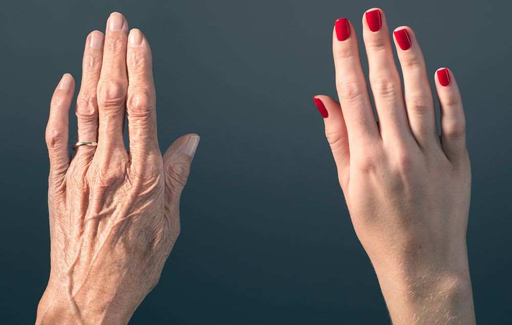 hands and nails aging