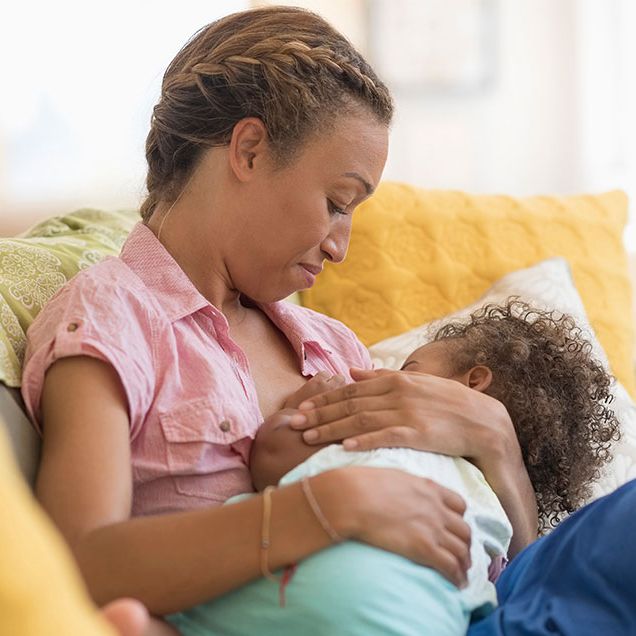 The benefits and disadvantages of extended breastfeeding