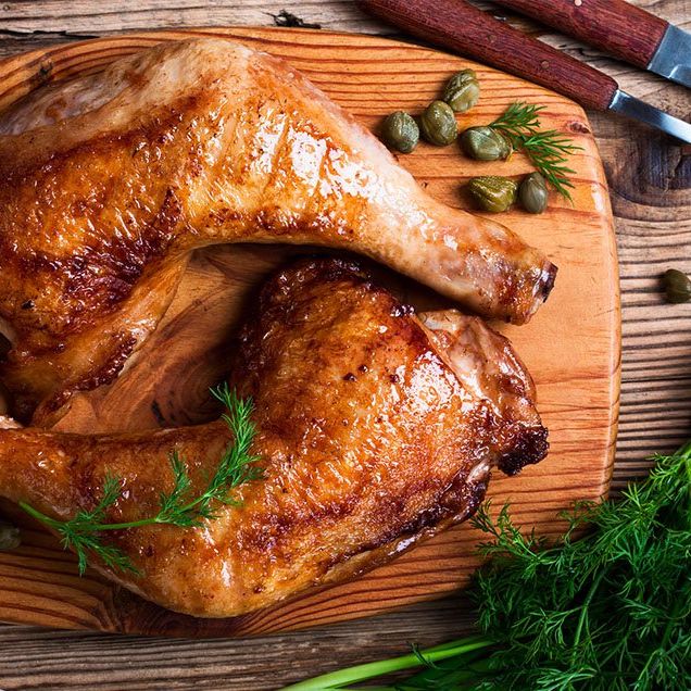 https://hips.hearstapps.com/hmg-prod/images/766/healthy-chicken-cooking-1508878141.jpg?crop=0.636xw:1xh;center,top&resize=1200:*