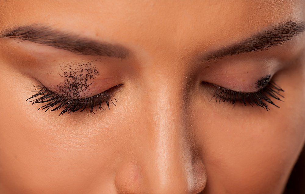 Mascara tips prevent smudging