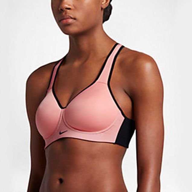 This Nike Sports Bra Keeps Big Boobs In Place During Workouts—And It's On  Sale Now | Women's Health