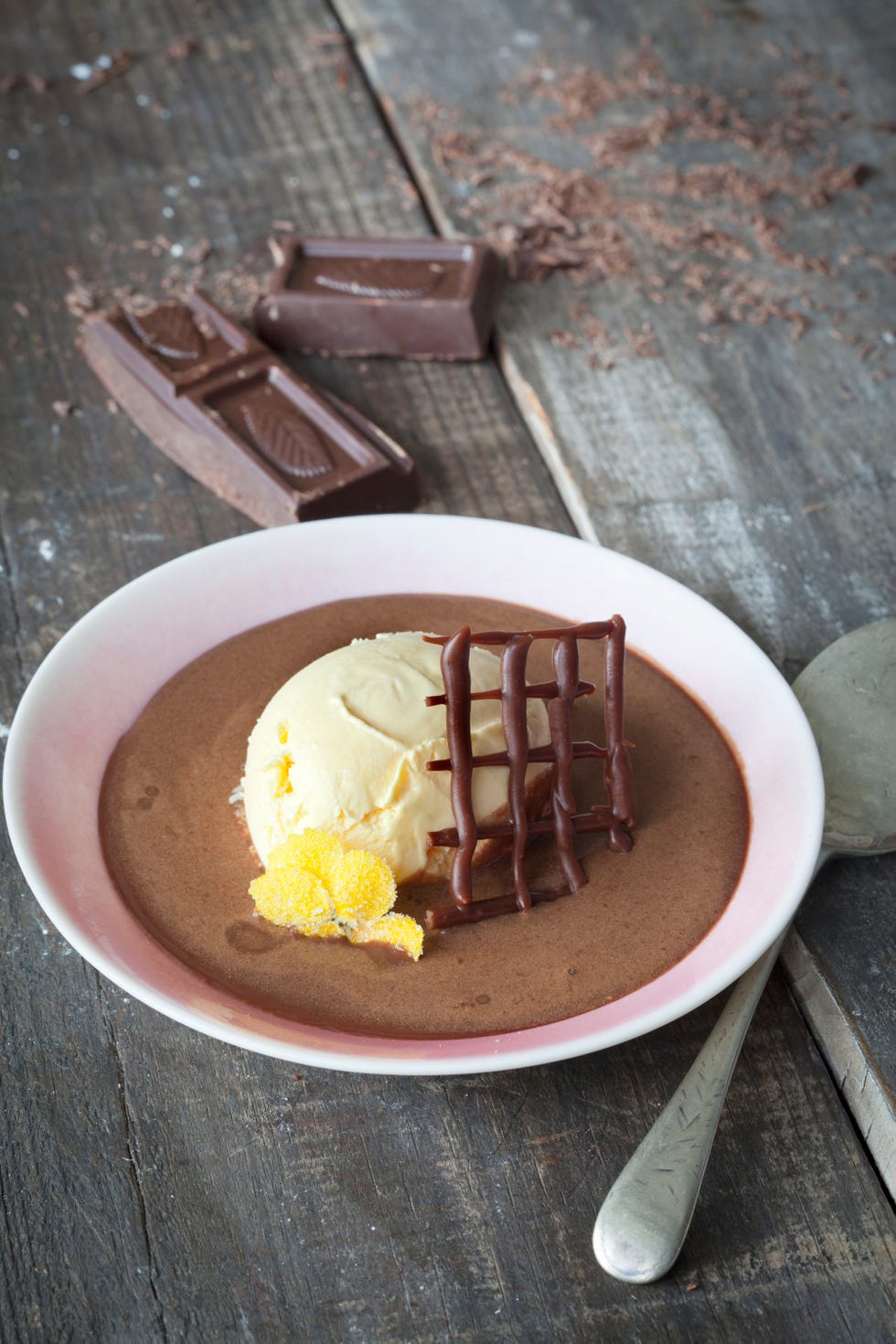 sopa de chocolate con helado