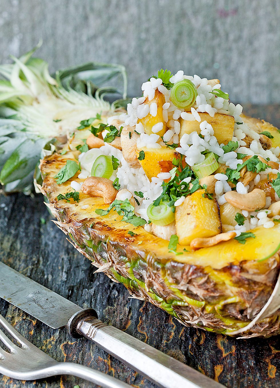 piña rellena arroz
