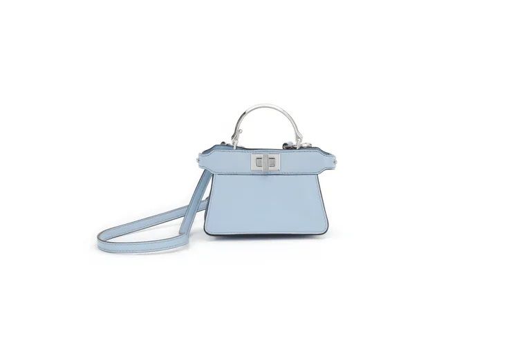 FENDI(フェンディ)マイクロピーカブー | 商品詳細 | 【公式