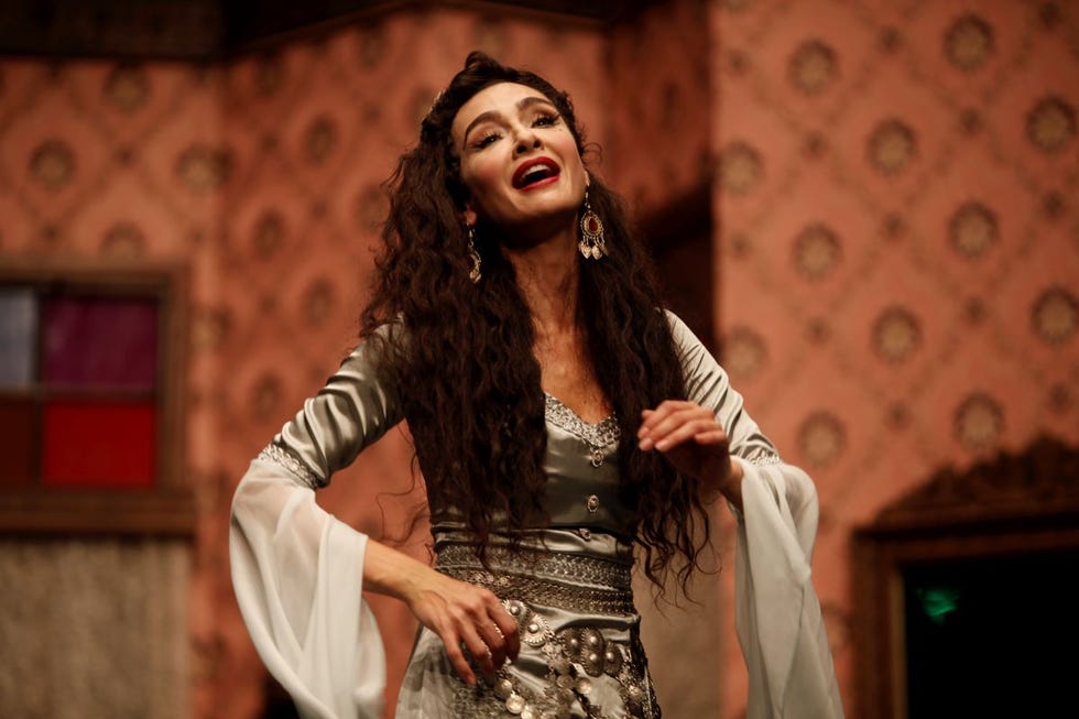 Birce Akalay 7 kocali Hürmüz