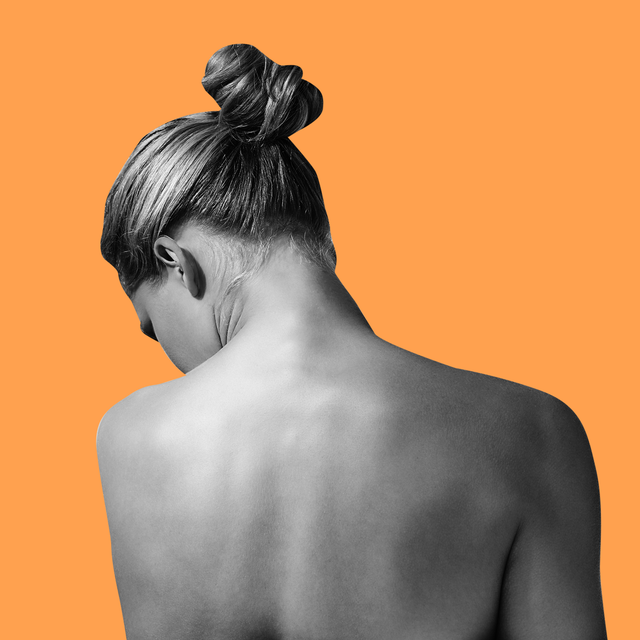 Hair, Shoulder, Hairstyle, Neck, Back, Skin, Bun, Beauty, Joint, Chignon, 