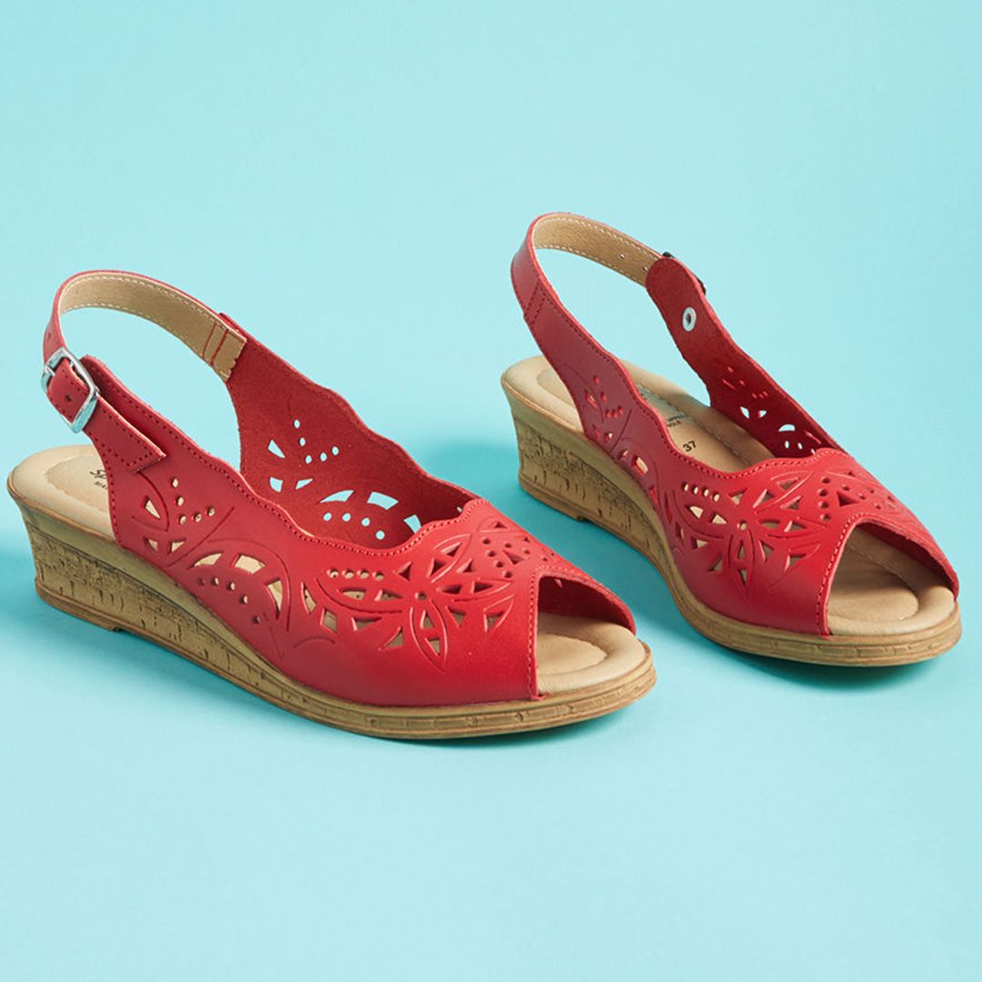 Comfortable hot sale red wedges