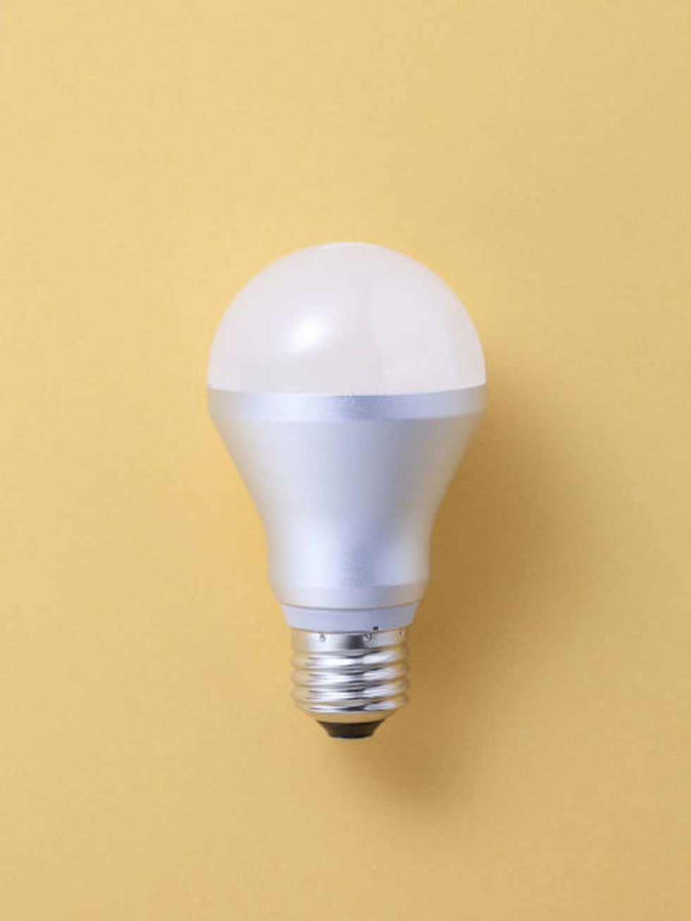 Light bulb, Incandescent light bulb, Lighting, Light, Compact fluorescent lamp, Lamp, Light fixture, Fluorescent lamp, Nightlight, 