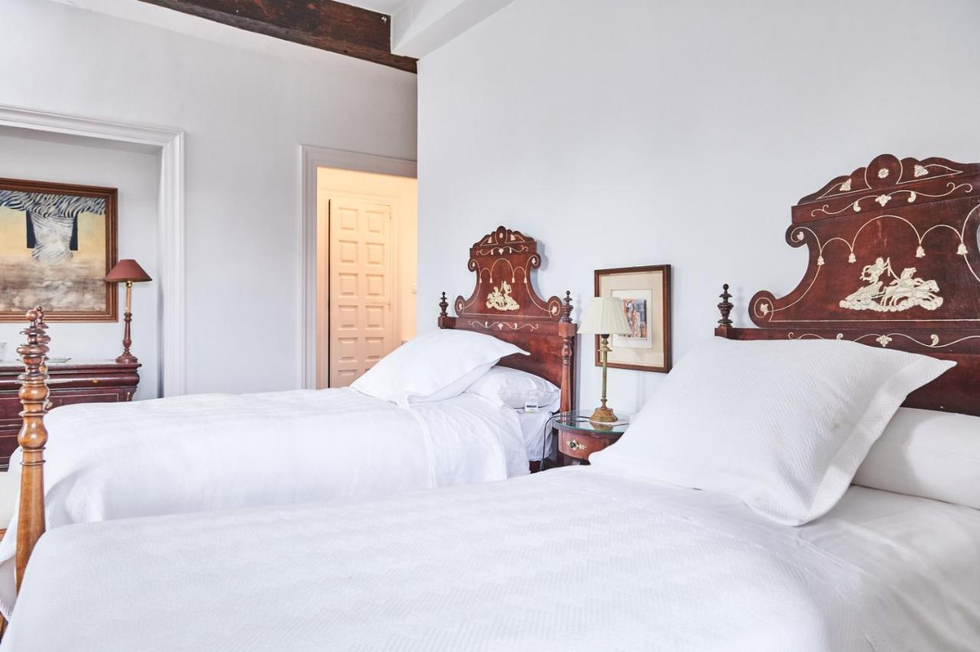 dormitorio en el hotel la tudanca en cantabria