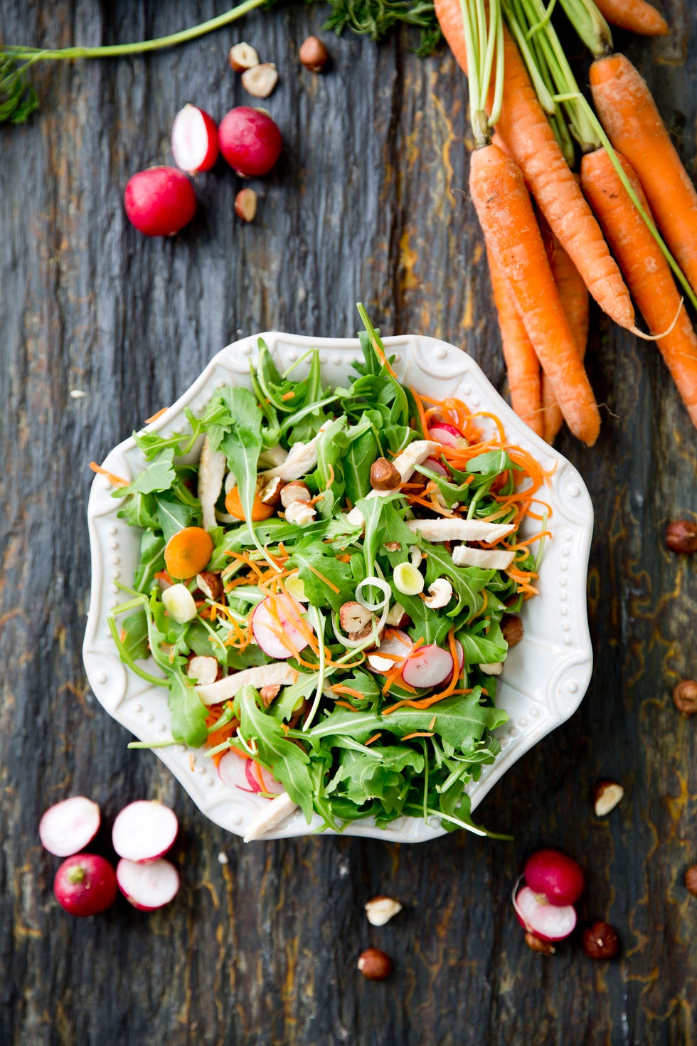ensalada de rúcula y pollo
