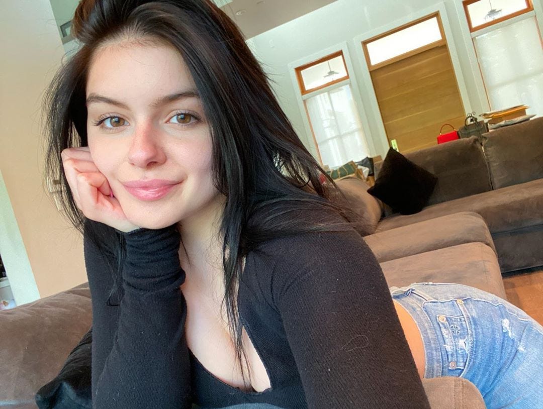 Ariel Winter Shows Off No-Makeup Look And Toned Abs On Instagram