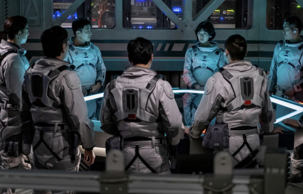 孔劉與鄭雨盛合作netflix《寂靜的大海》科幻片！女主角人選是《屍戰朝鮮》裴斗娜