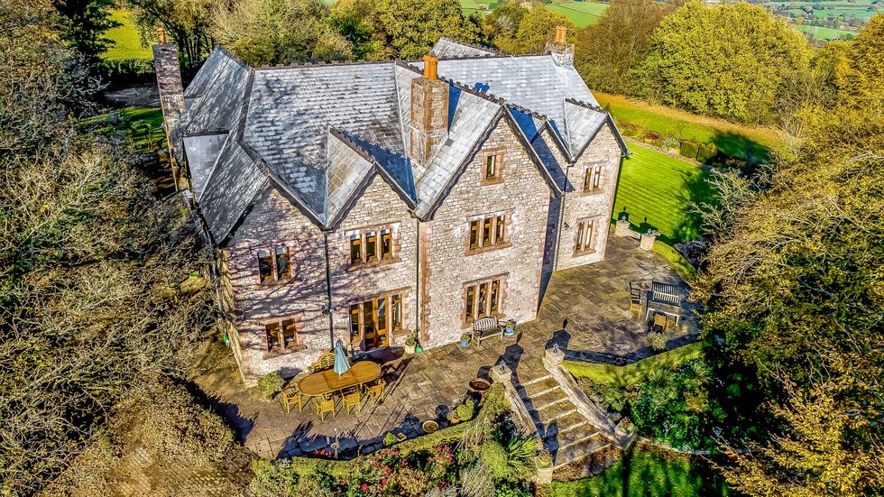 6 Bedroom Detached House For Sale In Chepstow, Monmouthshire with maze