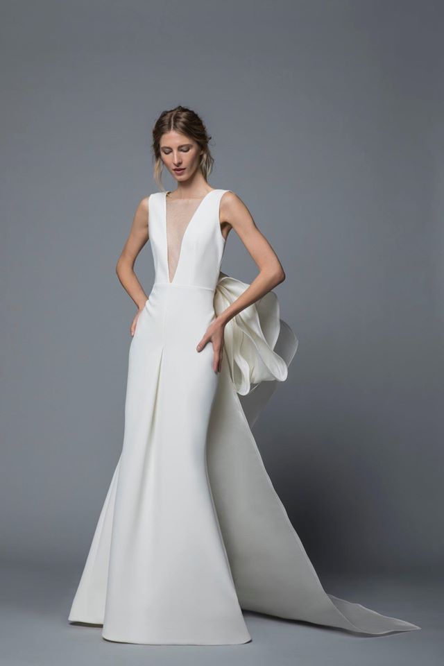 Gown, Fashion model, Clothing, Dress, Wedding dress, Bridal party dress, Shoulder, Bridal clothing, Haute couture, A-line, 