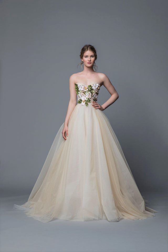 Gown, Fashion model, Wedding dress, Clothing, Dress, Bridal party dress, Bridal clothing, Photograph, Shoulder, Bride, 