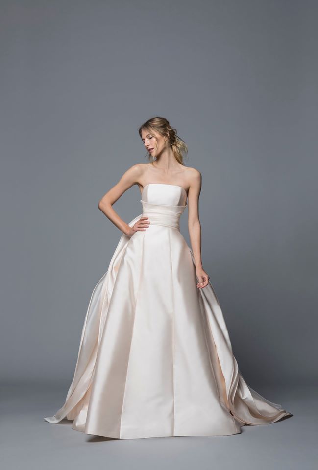 Gown, Fashion model, Wedding dress, Clothing, Dress, Bridal party dress, Bridal clothing, Photograph, Shoulder, Bridal accessory, 